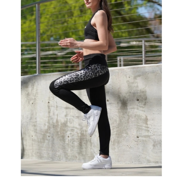Women's Shiny Silver Printed Sporty High Rise Athletic Leggings - Picture 5 of 7